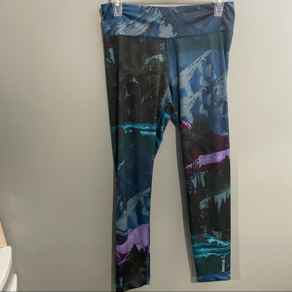 ⭐ Reebok Mountain Pride Running Tights/Leggings - Picture 5 of 7